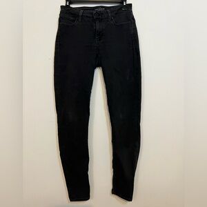Black Lucky Brand skinny jeans